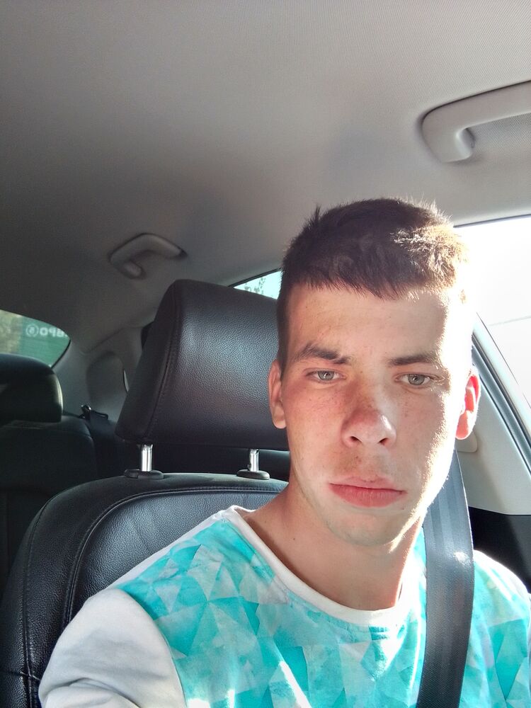  34727687  , 22 ,    