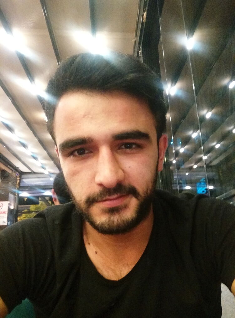  ,   Kamran, 29 ,   ,   