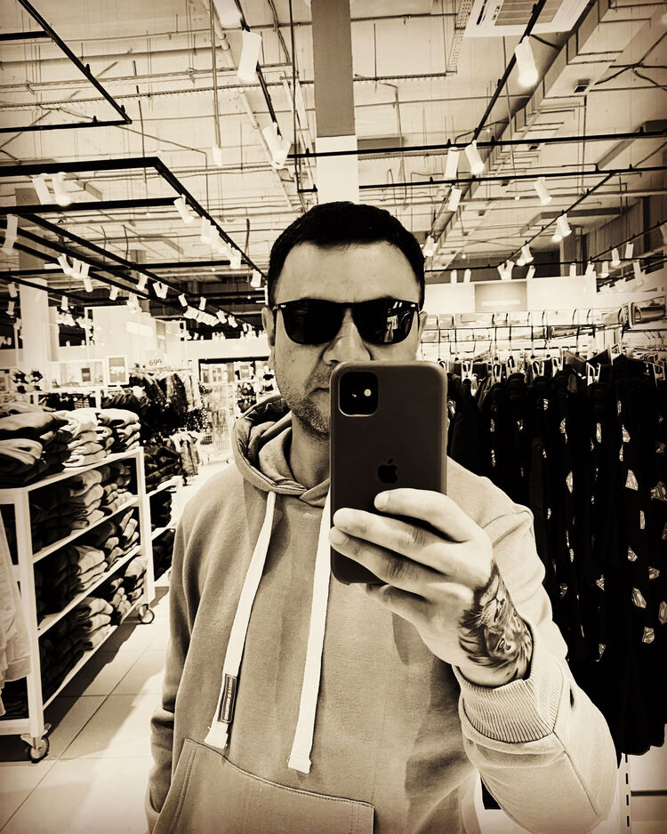  ,   Rustam, 39 ,   ,   
