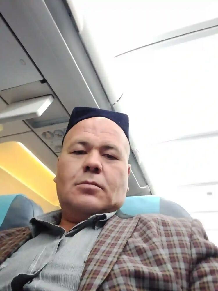  39867387  Maksim, 41 ,    