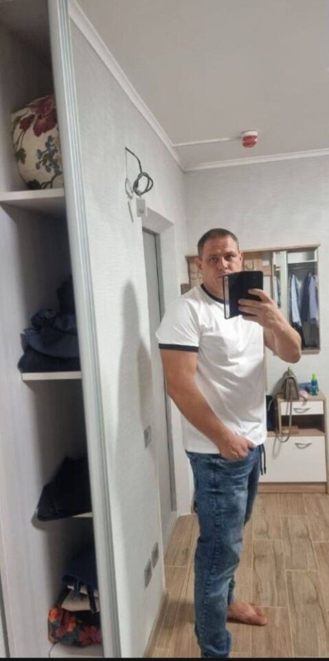  42521397  , 40 ,    