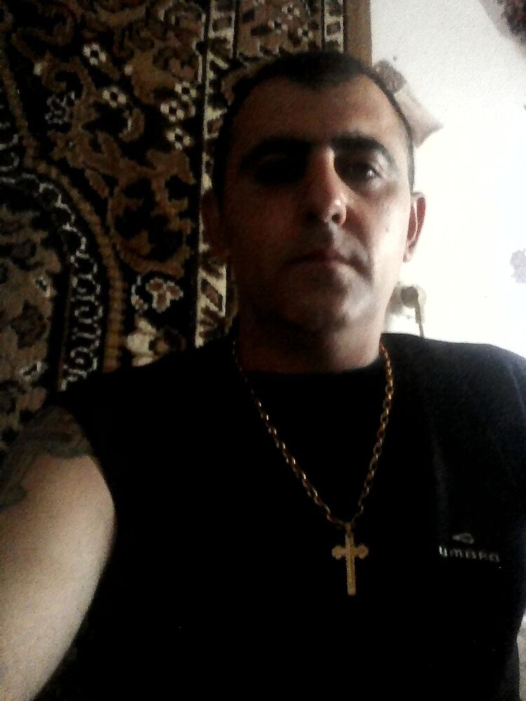  10235607  Sergo, 46 ,    