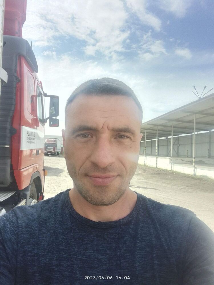  48856087  , 43 ,    