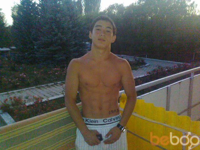  1278997  Ruslanov, 32 ,    