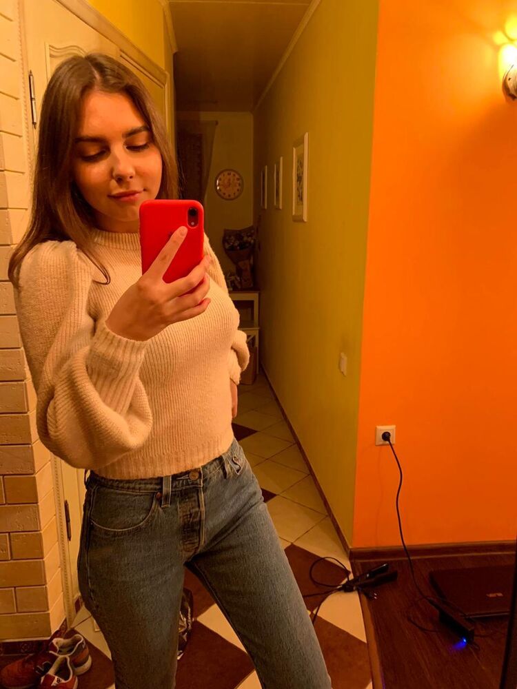  37718937  , 22 ,    -