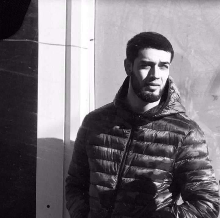 46931907  Amir, 28 ,    