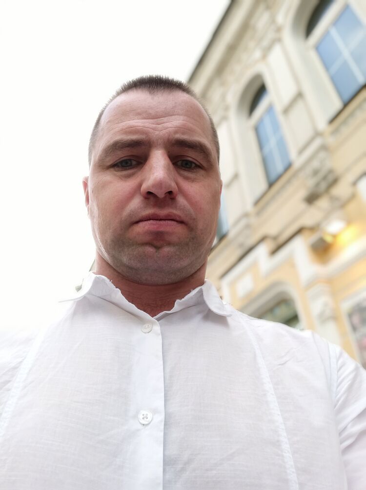  ,   Dima, 44 ,   ,   , c , 