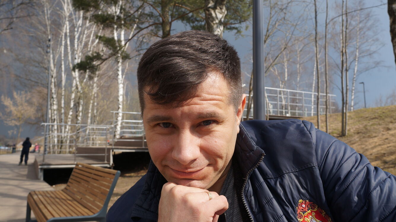  34933347  DmitrO, 42 ,    