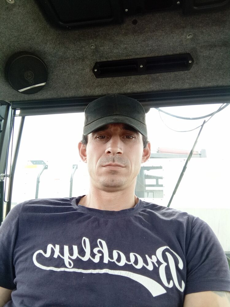  23858827  , 42 ,    