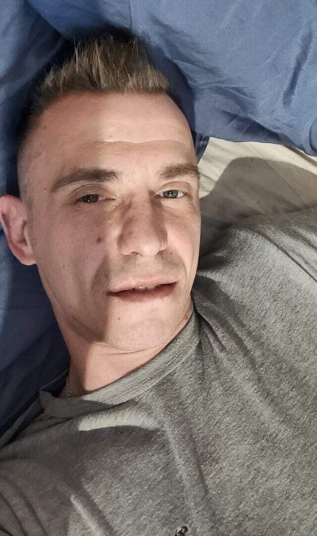  26724067  , 40 ,    
