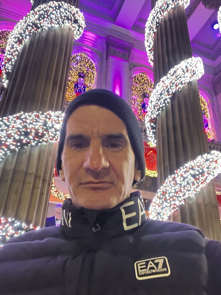  Abbots Langley,   , 48 ,   c 