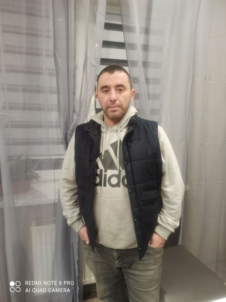  41648357  , 42 ,    