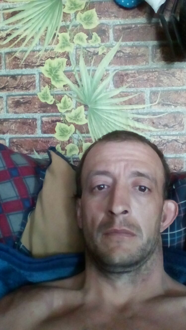  27571157  , 40 ,    