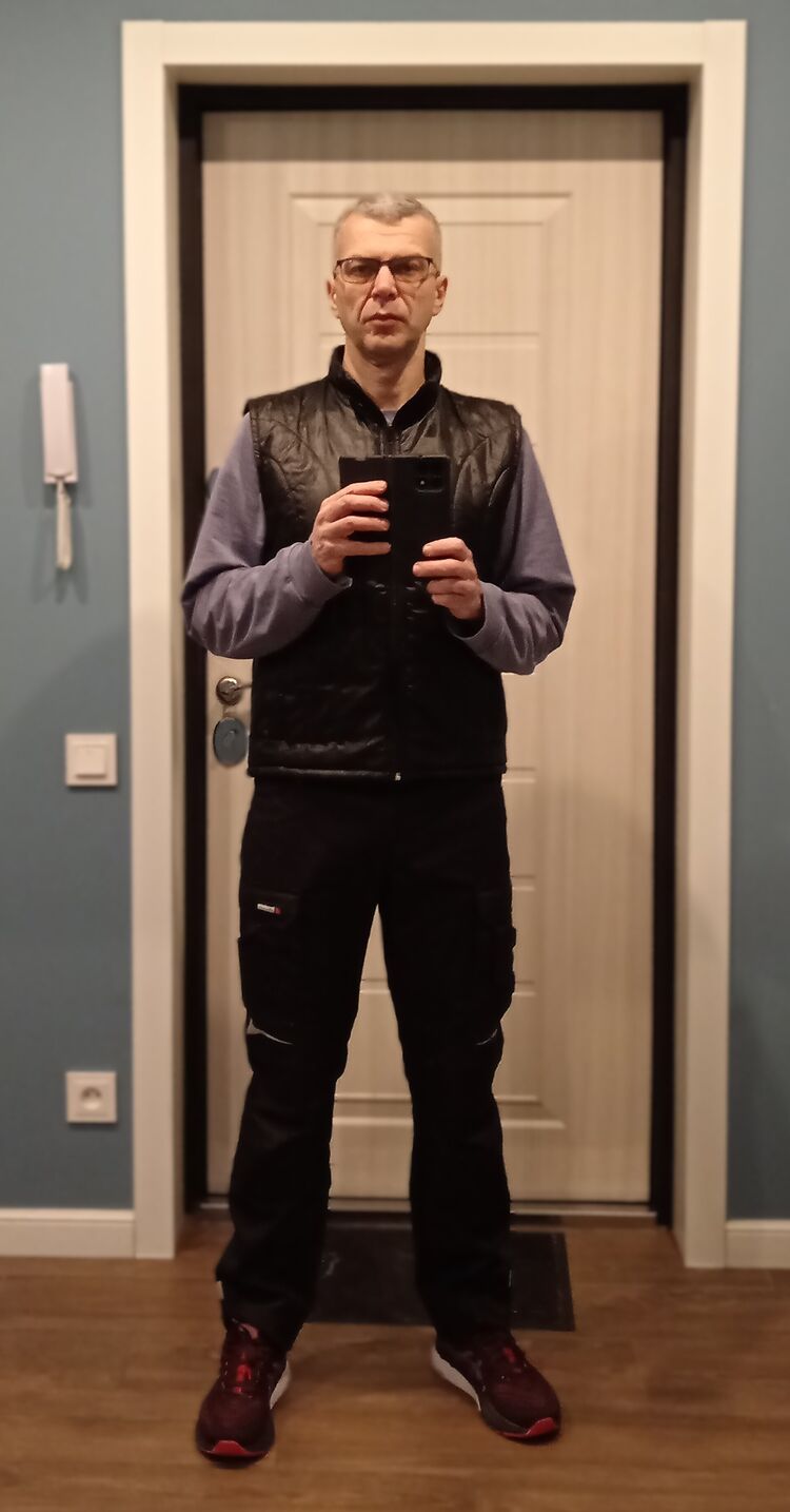  53089957  Ruslan, 47 ,     