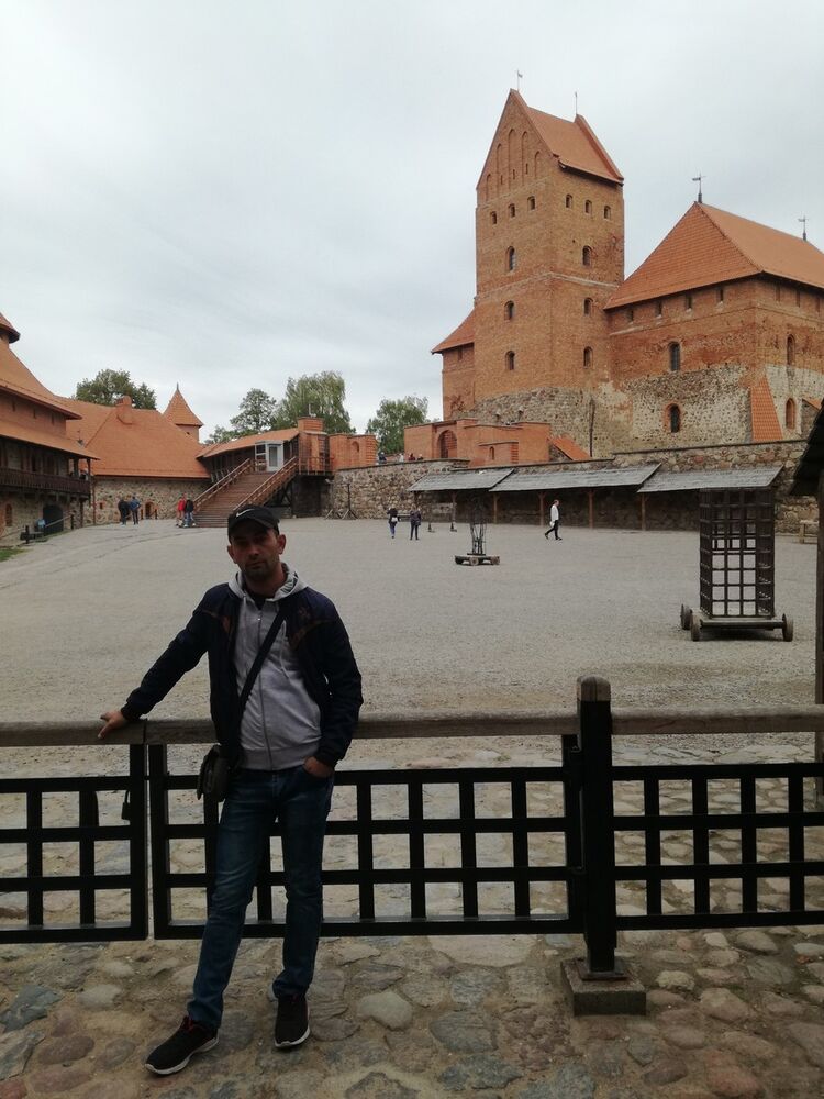  ,   Saxin, 37 ,   ,   , c 
