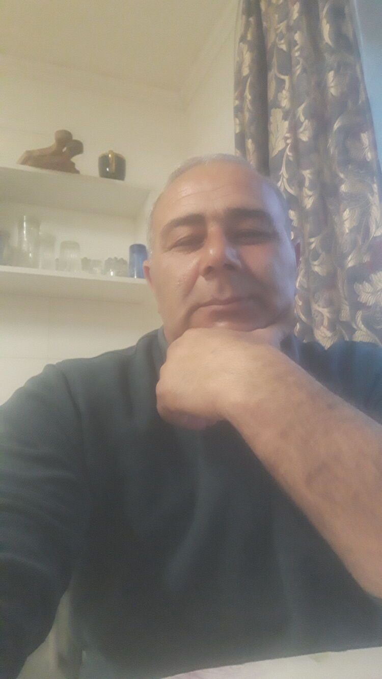  42858377  , 44 ,    