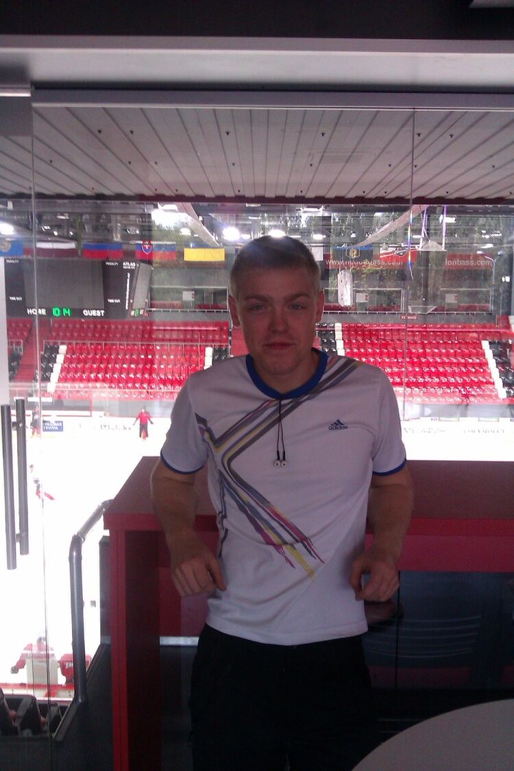  5157857  VADIM, 38 ,    