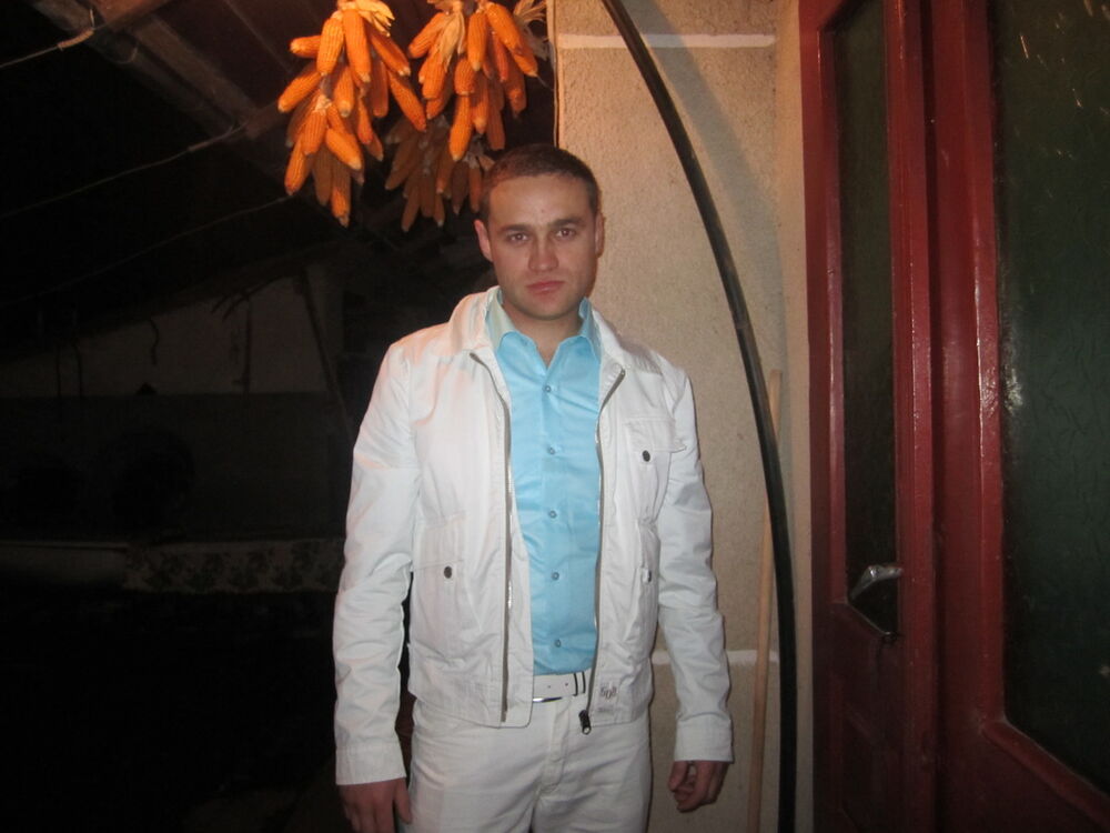  ,   Vasyl, 43 ,   