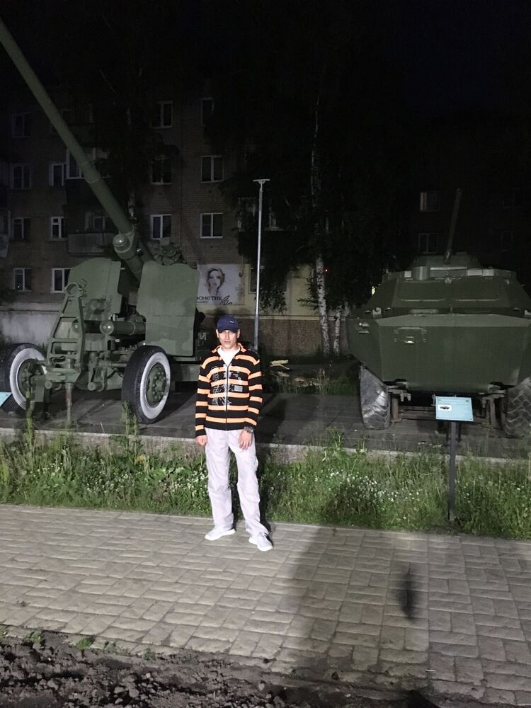  29666457  , 48 ,    