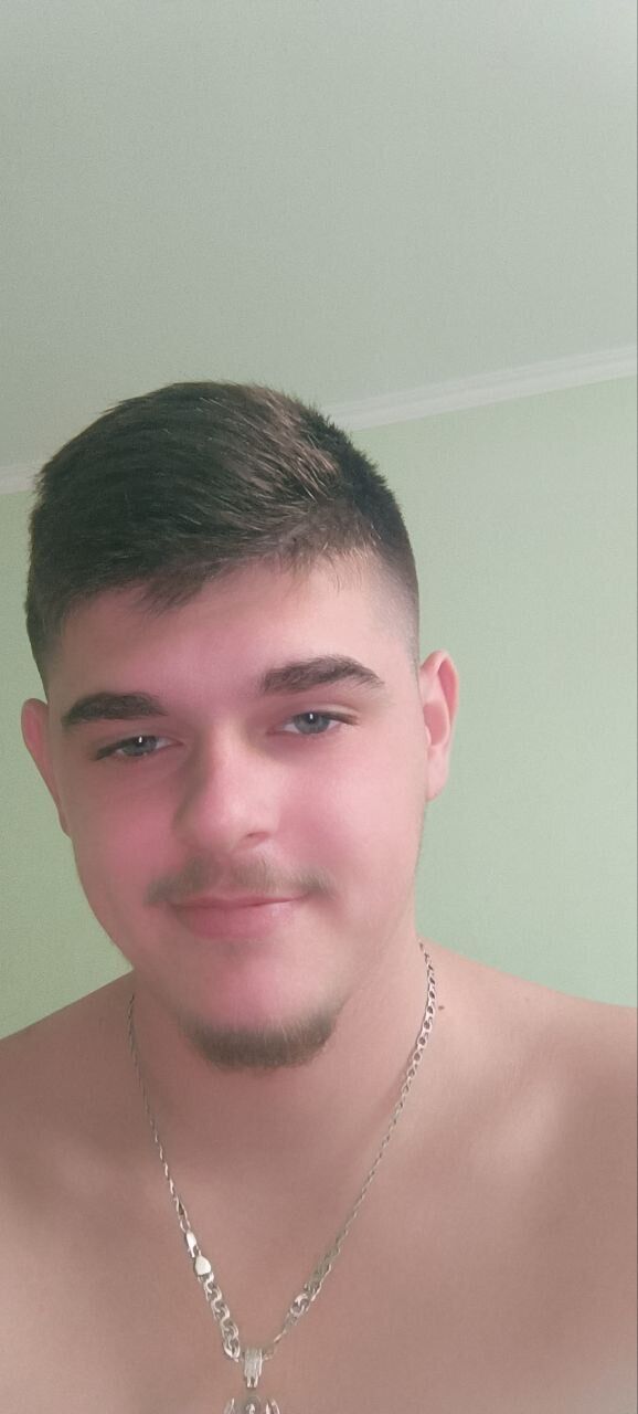  49507047  Vitalii, 19 ,    