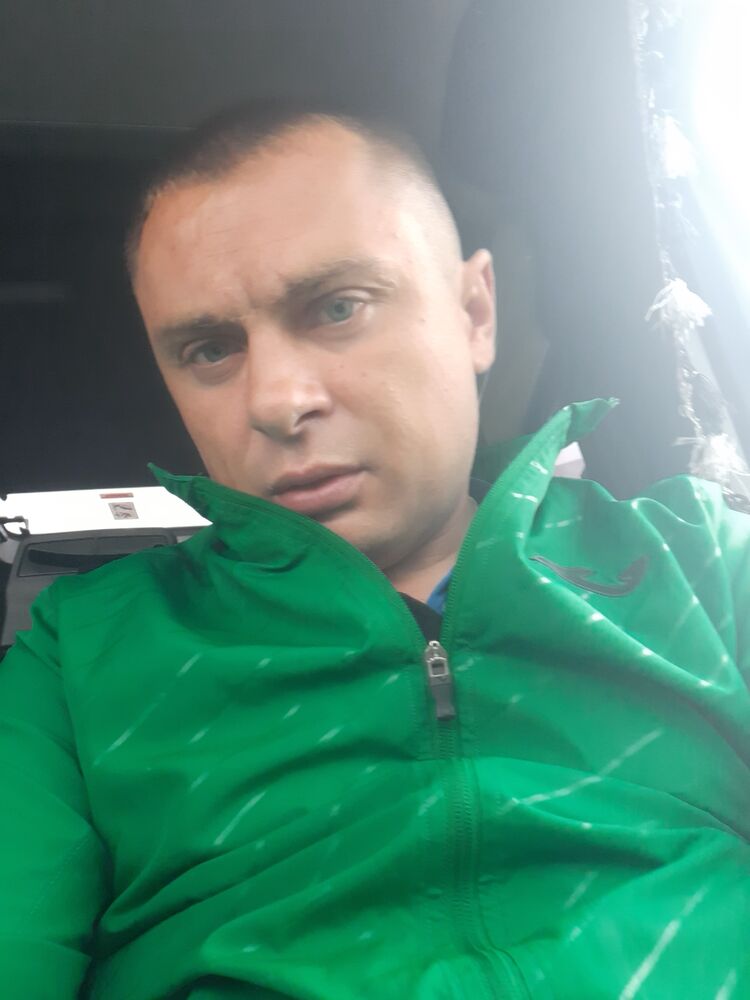  47613877  , 42 ,    
