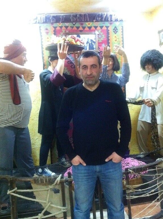  5676637  Arsen, 55 ,    