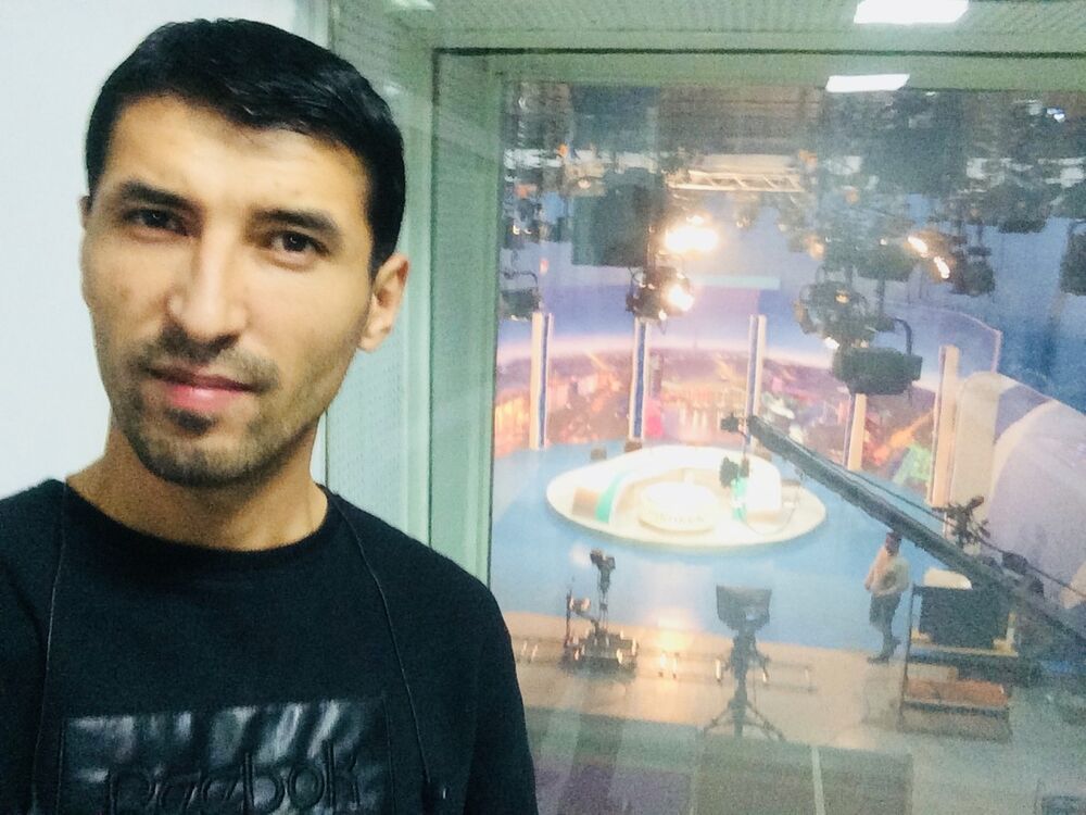  ,   Alisher, 37 ,   