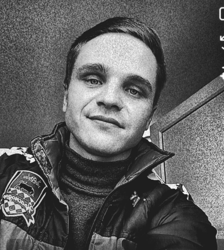  43593967  Vladimir, 26 ,    --