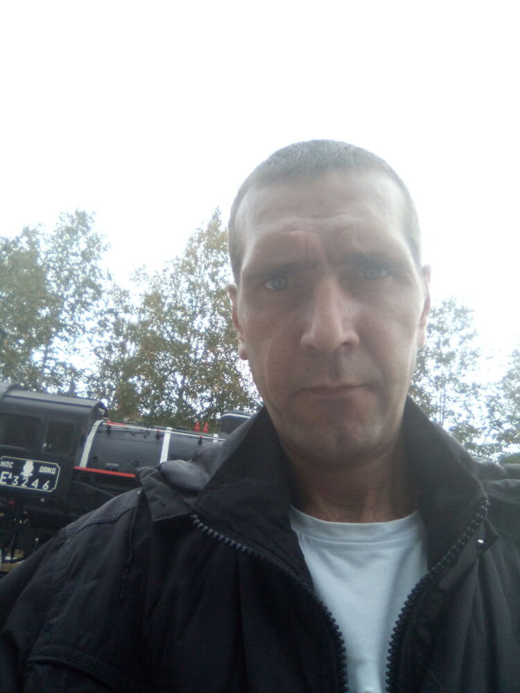  17601477  Andrei, 40 ,    