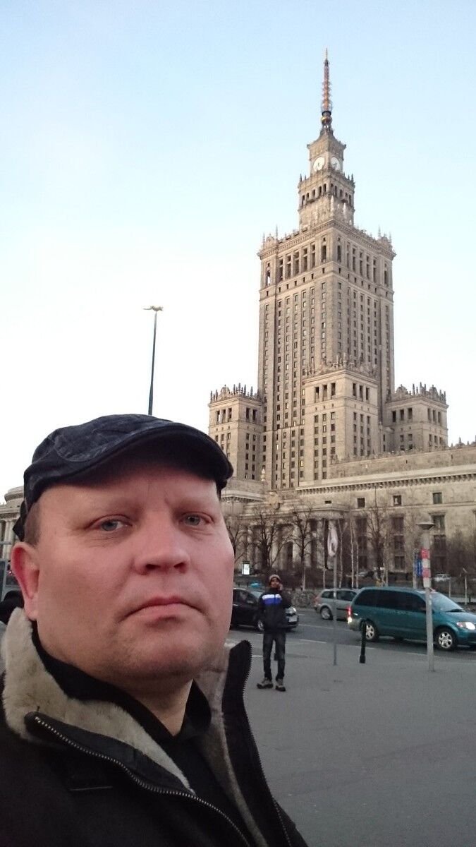  7277417  Pavel, 58 ,    