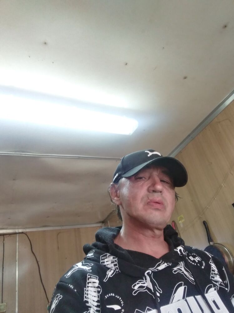  35993097  , 41 ,    