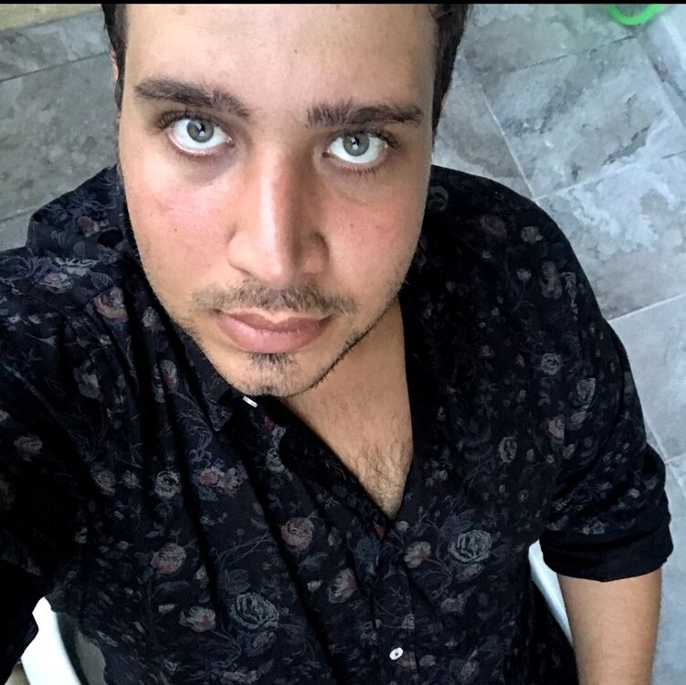  ,   Enzo, 34 ,   ,   , c 