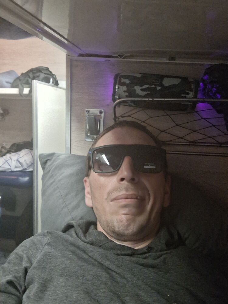  48104927  , 35 ,    