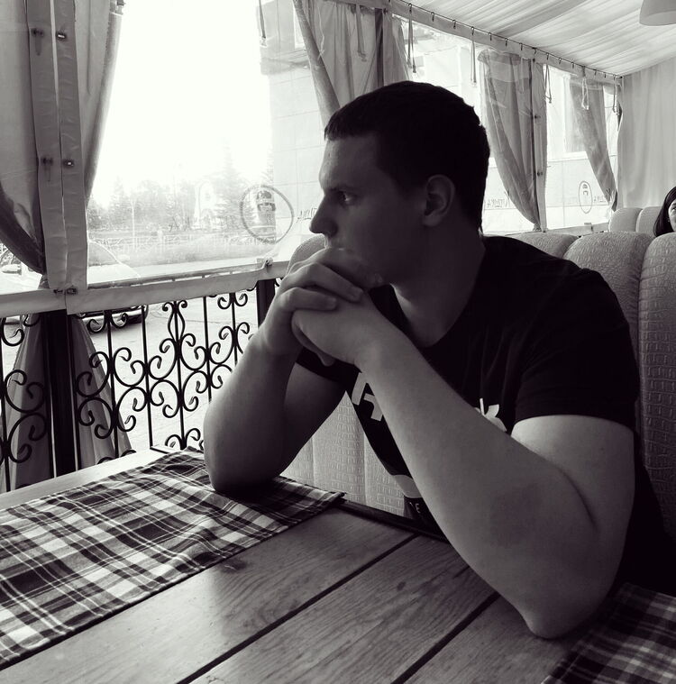  ,   Stefan, 29 ,   ,   