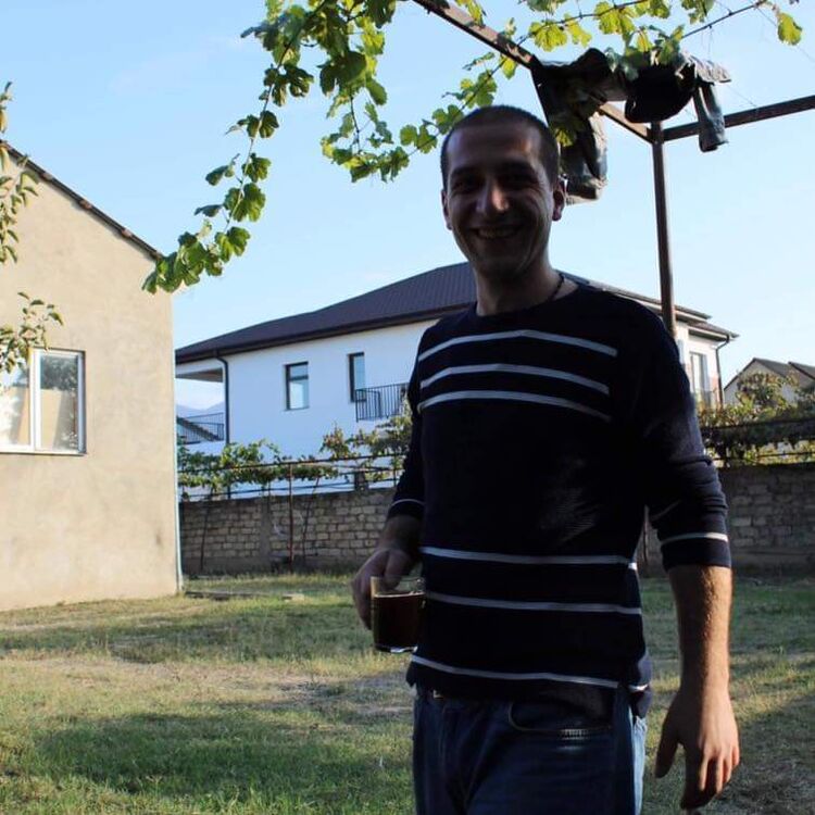  34805297  Giorgi, 27 ,    