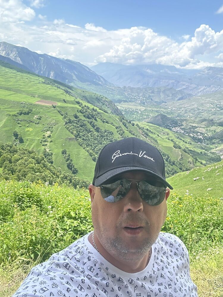  ,   Sergey, 49 ,   ,   
