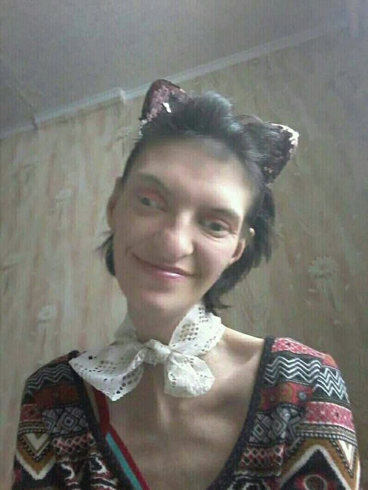  25323387  Ksenia, 37 ,    
