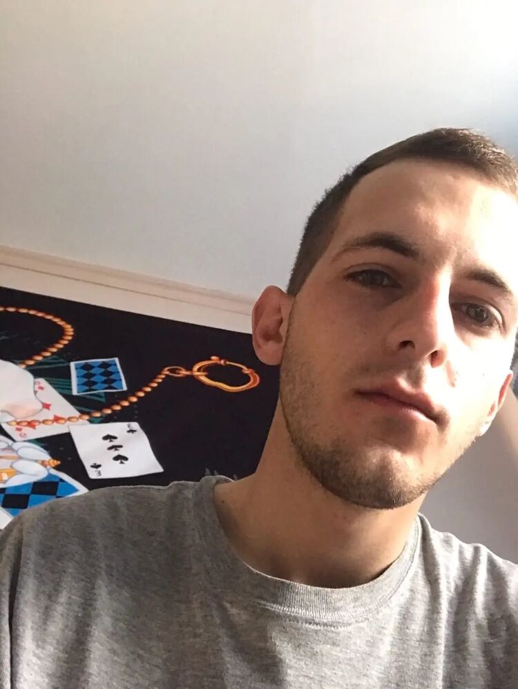  48798457  , 24 ,    