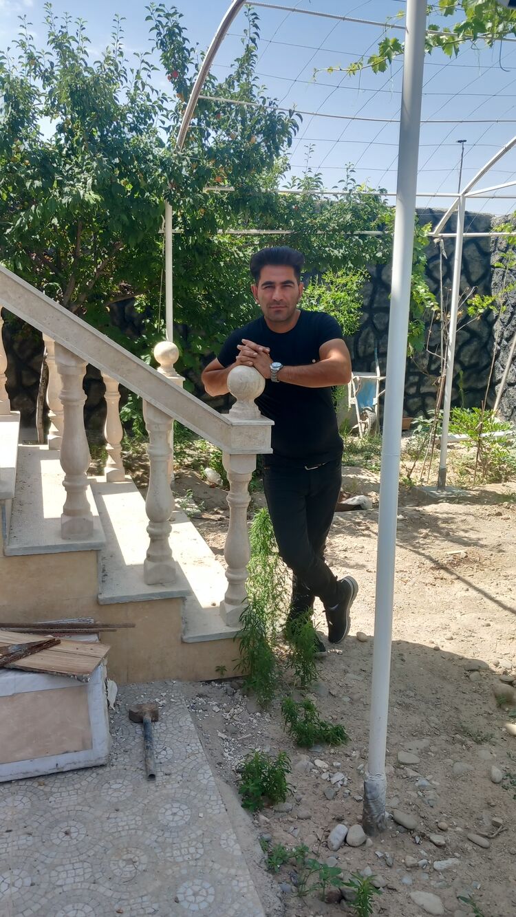  52771587  Vahid, 29 ,    Nuernberg