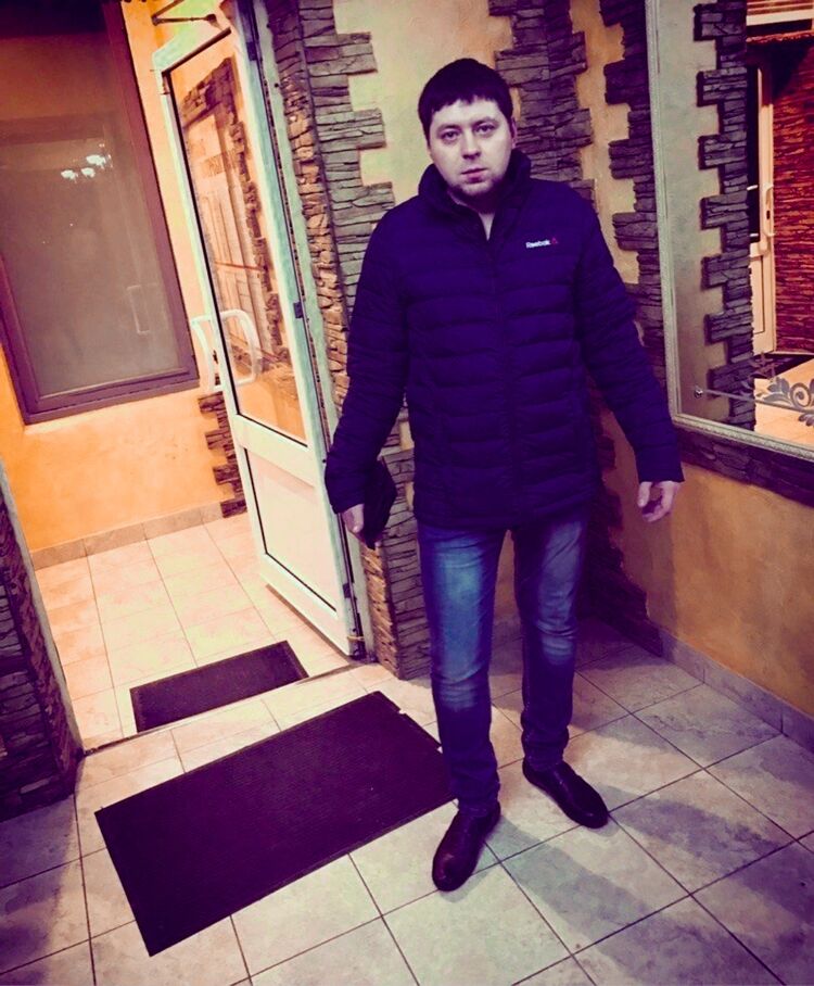  40149937  , 33 ,    