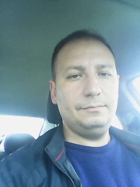  20842707  Sergey, 45 ,    