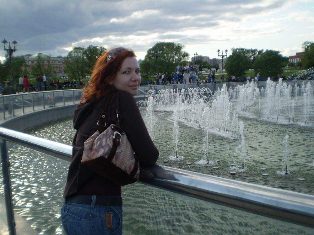  39407027  Diana, 43 ,    