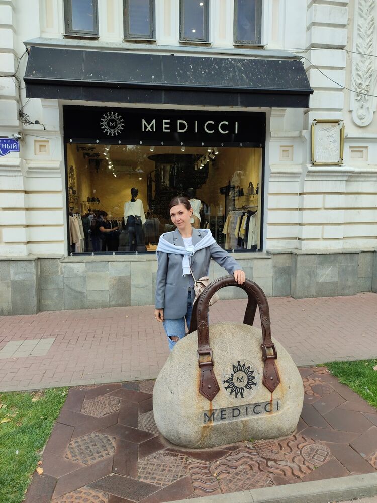  53583837  Anastasiya, 42 ,    