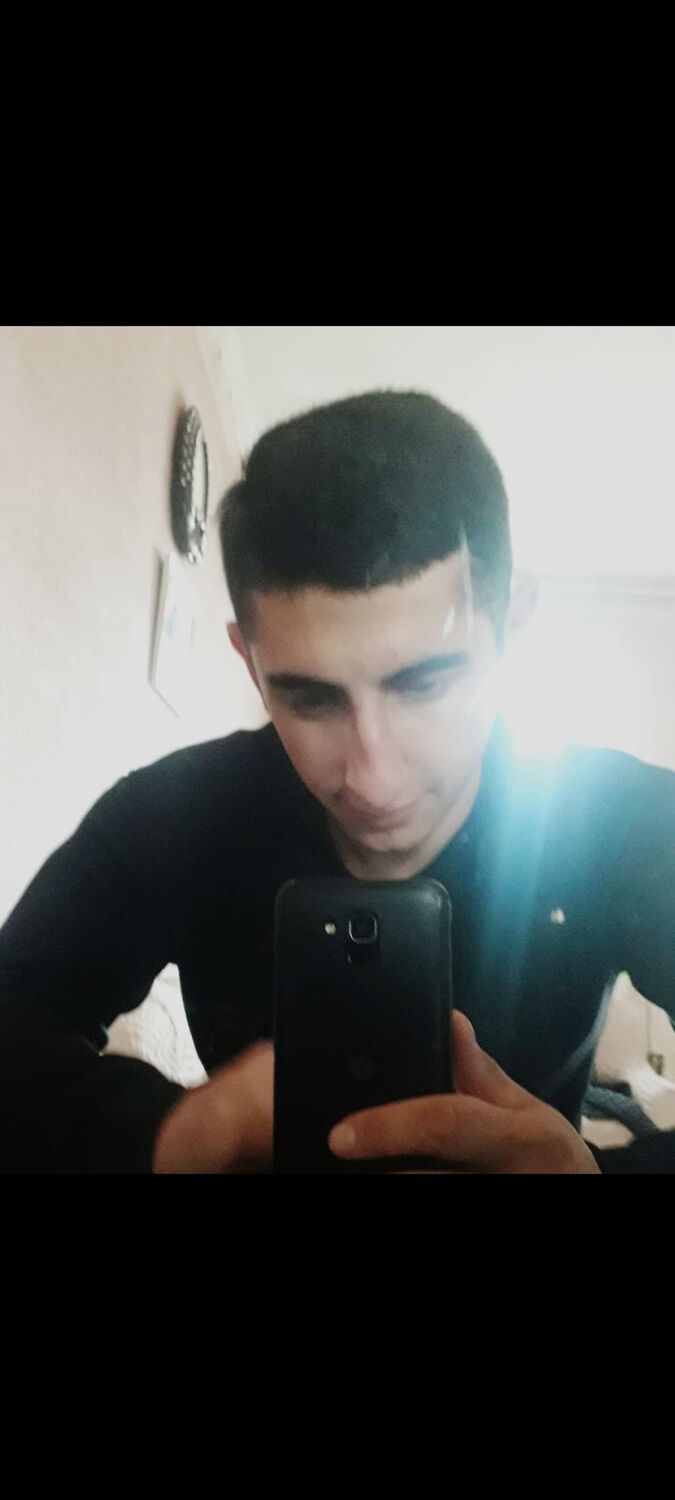  43285147  ARAM, 23 ,    