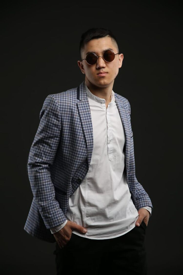  27682557  Akmal, 30 ,    