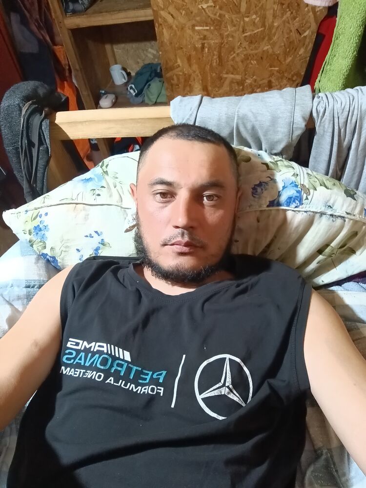  46343187  Yerbol, 38 ,    