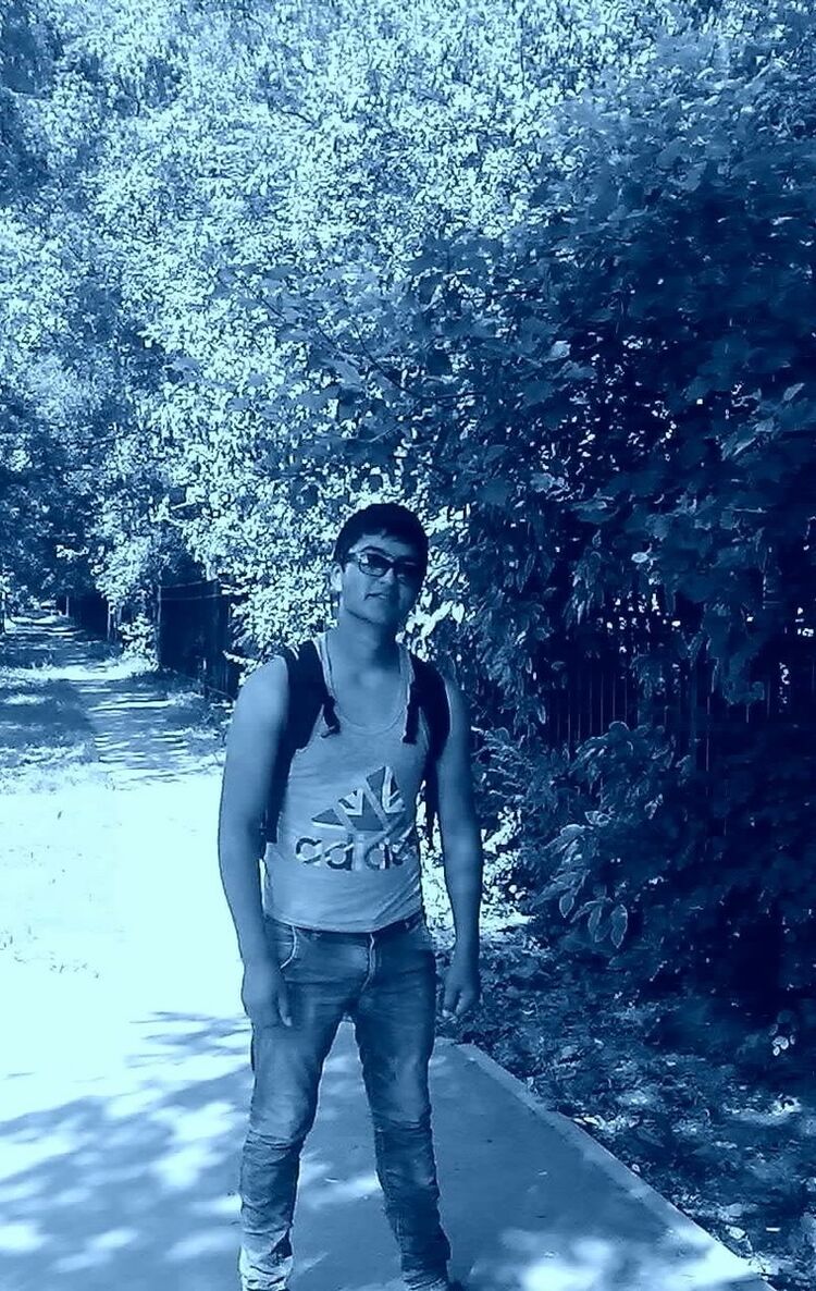  4695017  Ilya, 31 ,    -