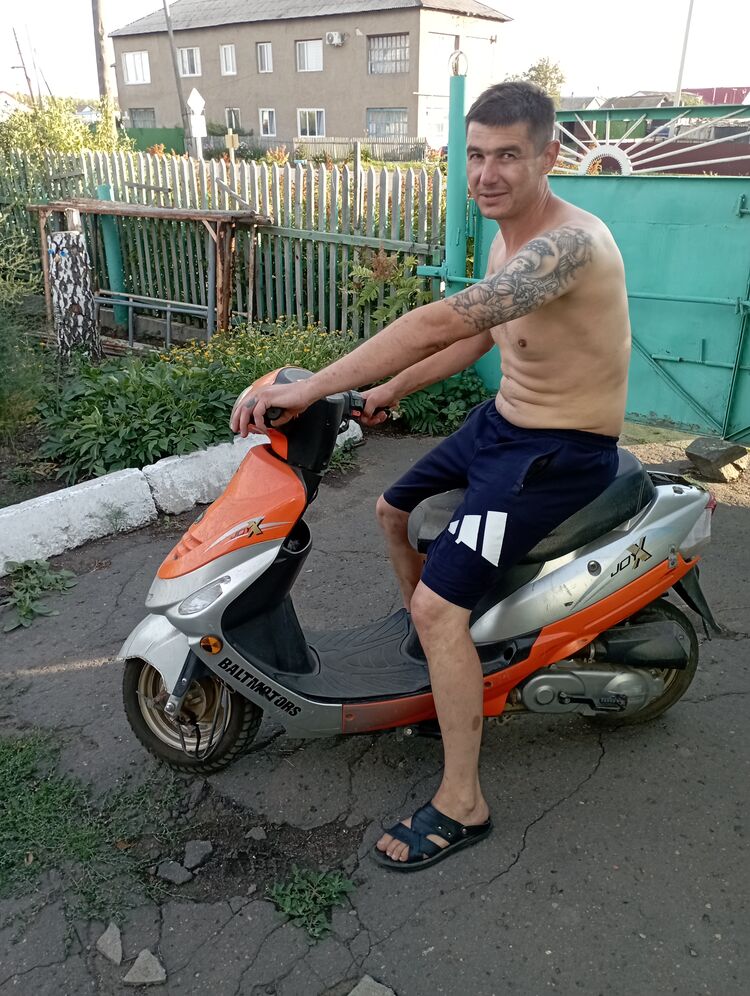 ���� 39852757 ������� �������, 42 ����, ���� ���������� � �����