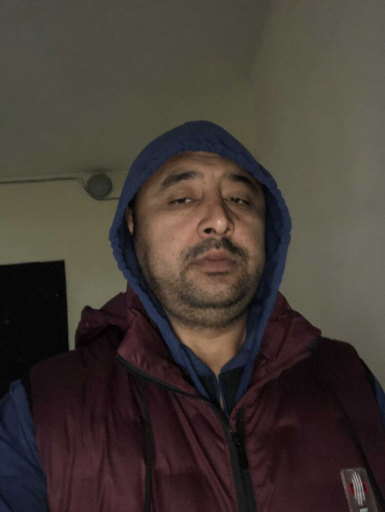  ,   Kamil, 47 ,   ,   