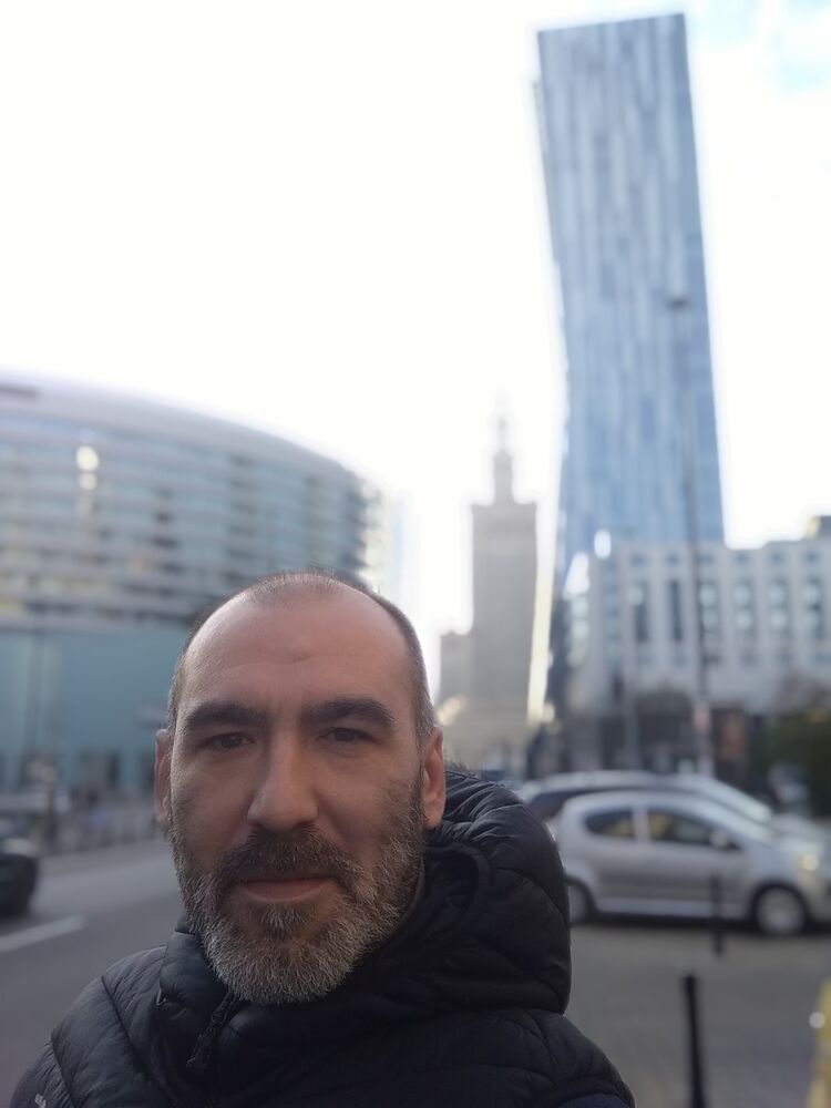  18041777  , 44 ,    